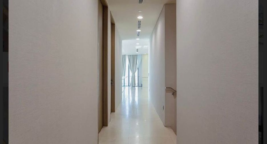 For rent 4 bed condo in Khlong San, Bangkok