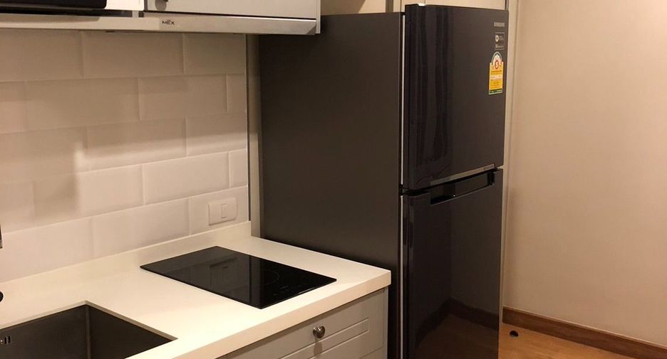 For rent 1 bed condo in Phaya Thai, Bangkok