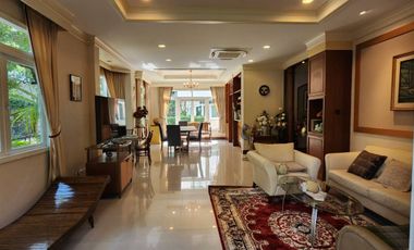À vendre 4 chambres maison à Suan Luang, Bangkok