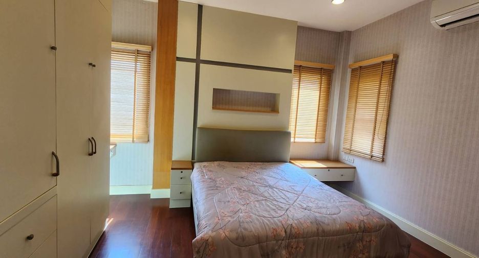 For sale 4 ベッドルーム house in Suan Luang, Bangkok