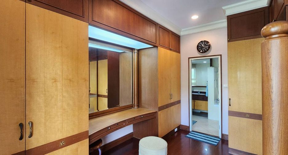 For sale 4 ベッドルーム house in Suan Luang, Bangkok