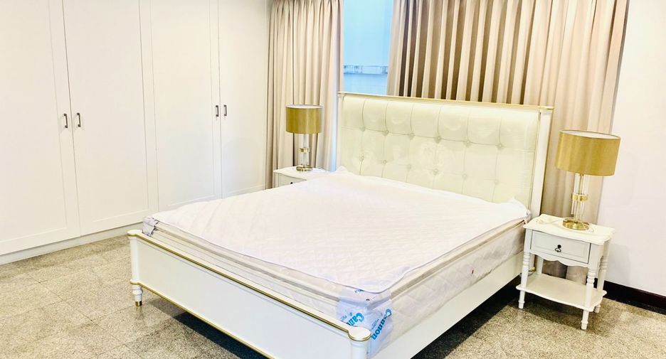 出租 4 卧室 独立屋 在 Saphan Sung, 曼谷