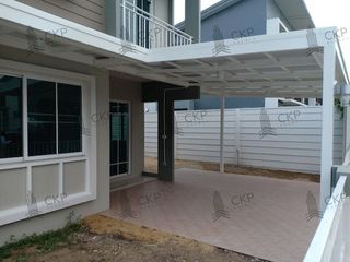 For sale 4 Beds townhouse in Lam Luk Ka, Pathum Thani