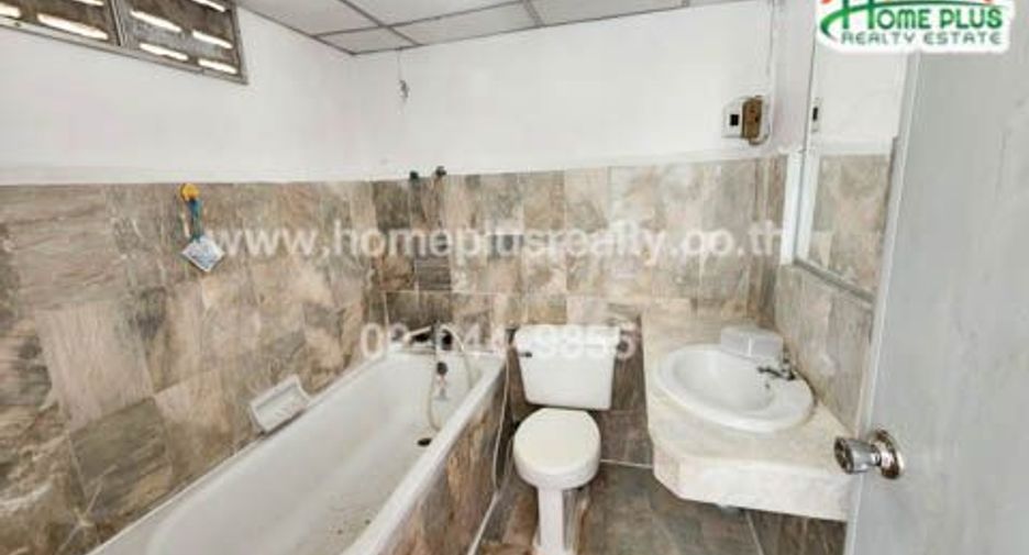 For sale 1 bed condo in Don Mueang, Bangkok