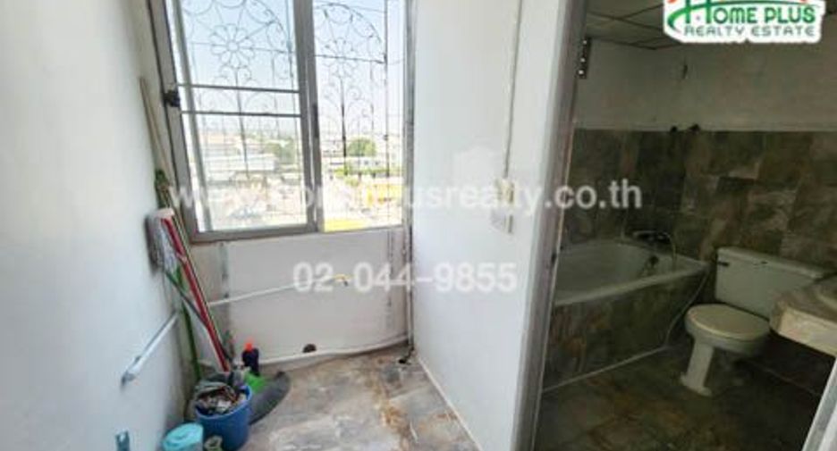 For sale 1 bed condo in Don Mueang, Bangkok