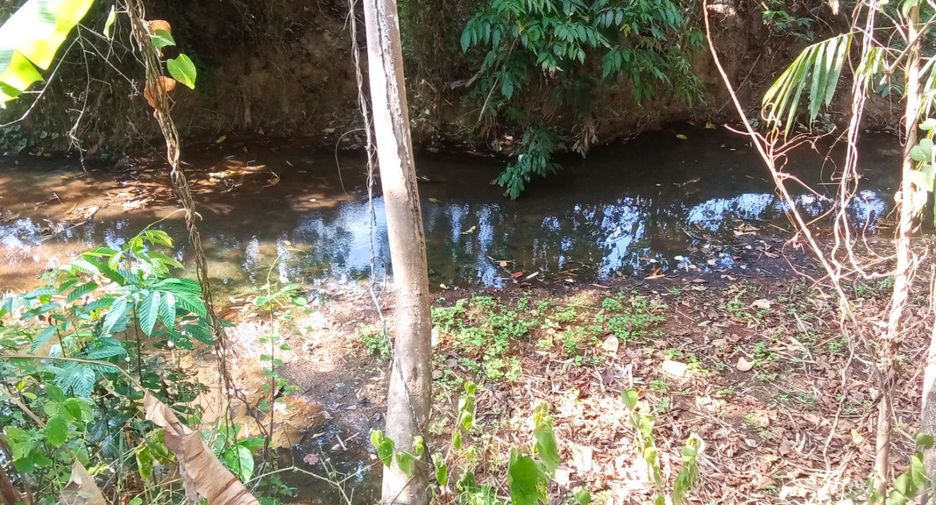 Terreno en venta en Takua Thung, Phang Nga