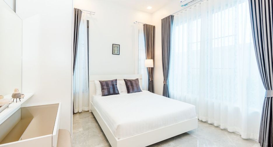 For sale 3 bedrooms villa in Cha Am, Phetchaburi