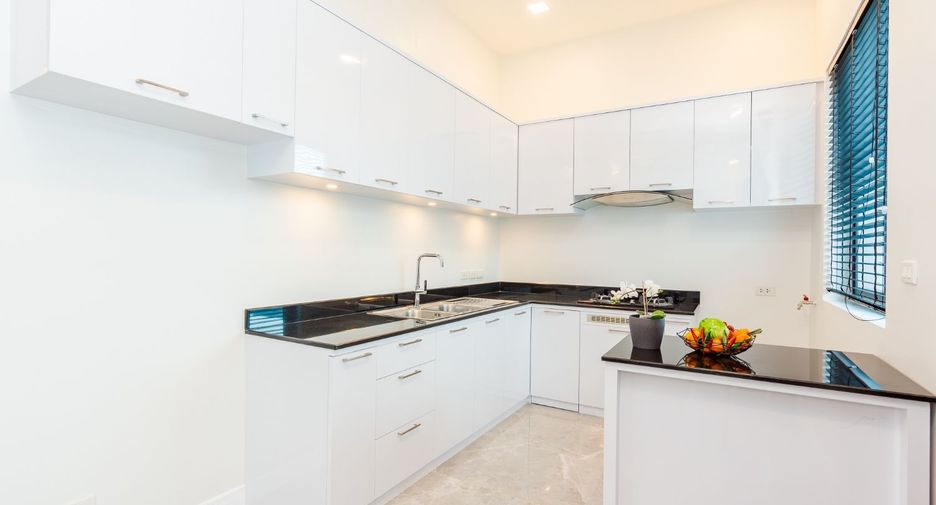 For sale 3 bedrooms villa in Cha Am, Phetchaburi