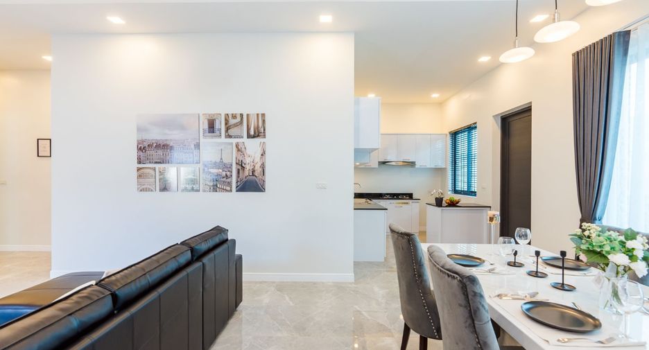 For sale 3 bedrooms villa in Cha Am, Phetchaburi
