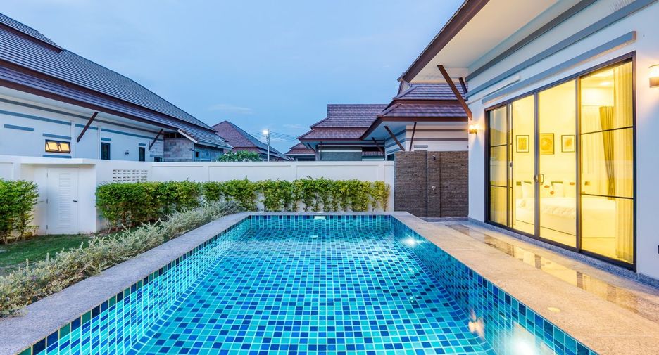 For sale 3 bedrooms villa in Cha Am, Phetchaburi