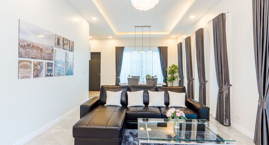 For sale 3 bedrooms villa in Cha Am, Phetchaburi