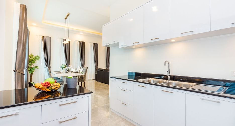 For sale 3 bedrooms villa in Cha Am, Phetchaburi