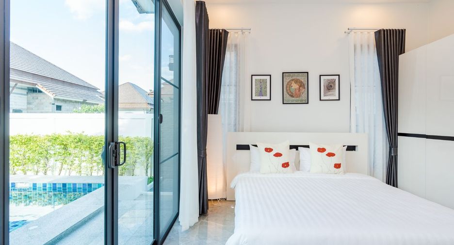 For sale 3 bedrooms villa in Cha Am, Phetchaburi