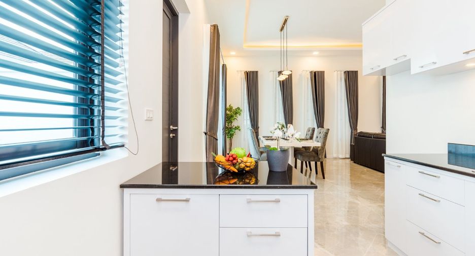 For sale 3 bedrooms villa in Cha Am, Phetchaburi