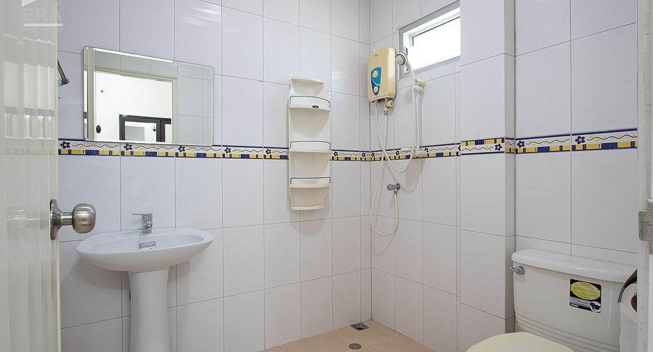 For sale 2 ベッドルーム house in Ban Chang, Rayong