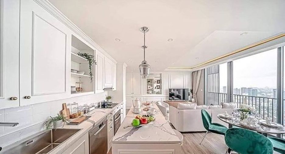 Wohnung zur Miete und zum Kauf mit 3 Zimmer in Watthana, Bangkok