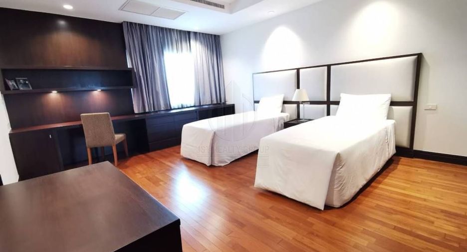 For rent 5 bedrooms condo in Pathum Wan, Bangkok