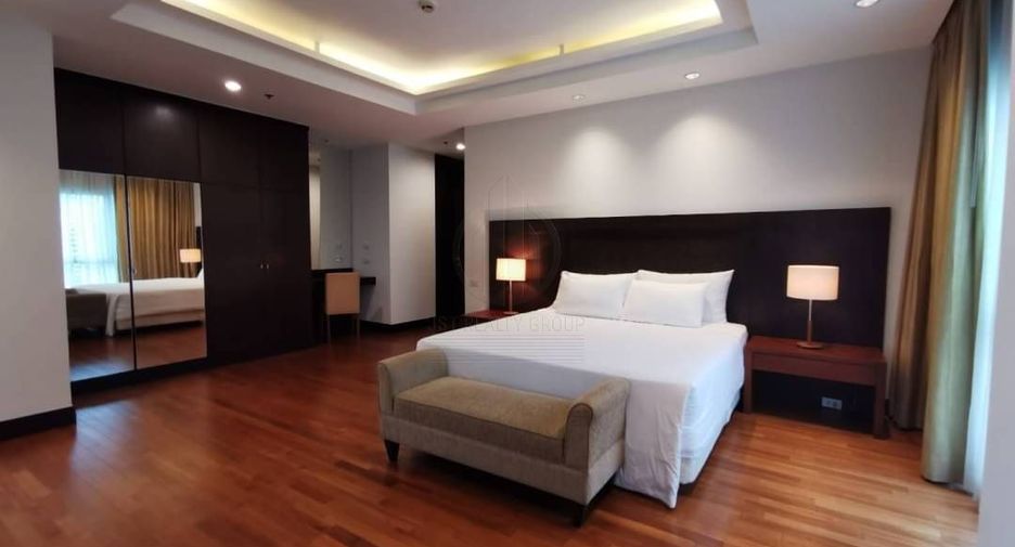 For rent 5 bedrooms condo in Pathum Wan, Bangkok