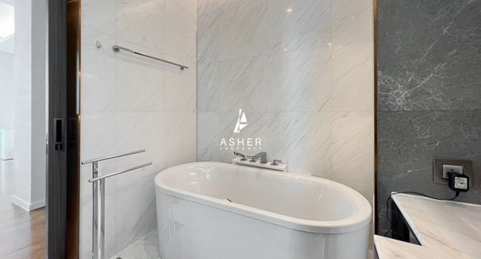 Wohnung zum Kauf mit 2 Zimmer in Pathum Wan, Bangkok