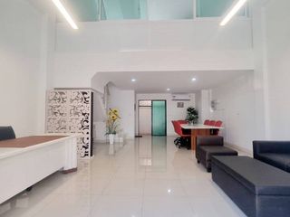 For rent 3 Beds office in Min Buri, Bangkok