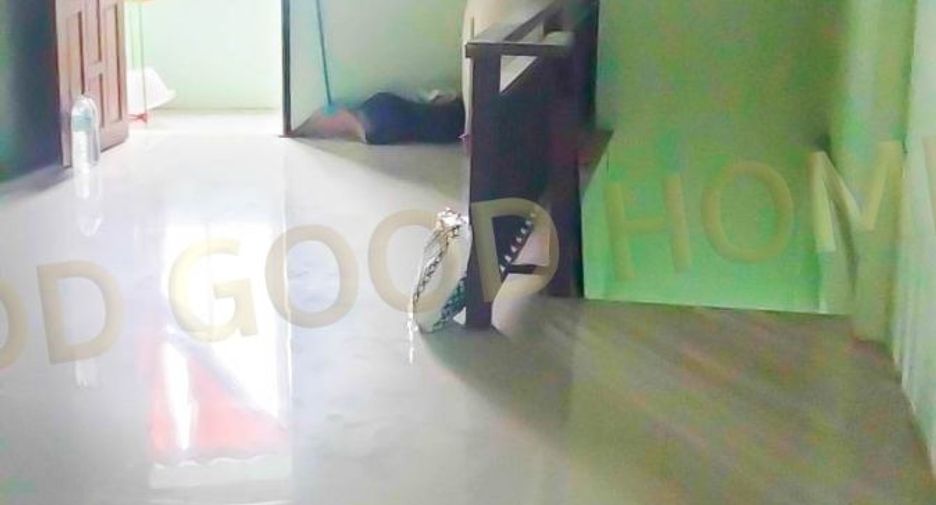 For sale 2 bedrooms townhouse in Khlong Lan, Kamphaeng Phet