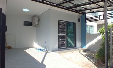 出售 3 卧室 联排别墅 在 Pak Kret, Nonthaburi