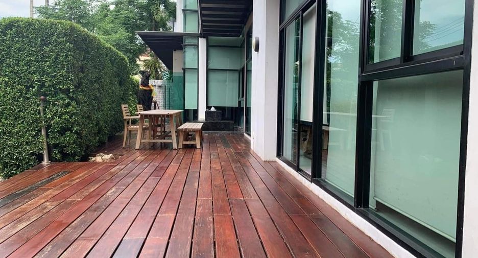 Büro zum Kauf in Wang Thonglang, Bangkok