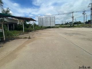 For sale land in Phayuha Khiri, Nakhon Sawan