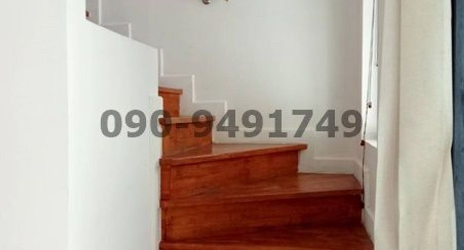 For rent 3 bedrooms townhouse in Bang Khae, Bangkok