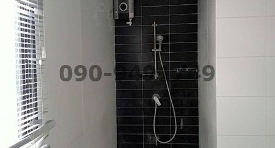 For rent 3 bedrooms townhouse in Bang Khae, Bangkok