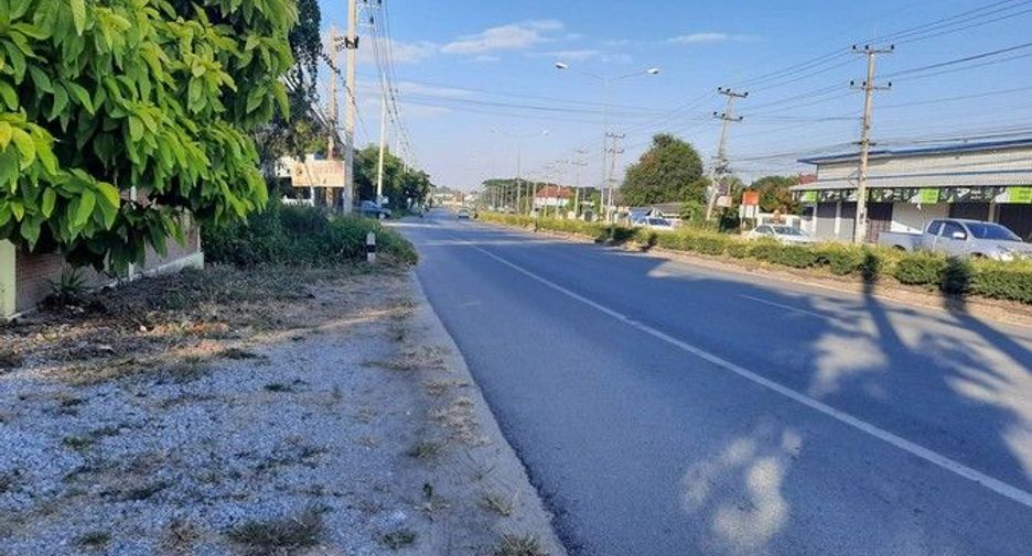 ขาย 8 ห้องนอน พื้นที่ค้าปลีก ใน สันป่าตอง, เชียงใหม่
