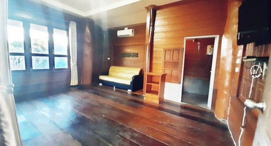 ขาย 8 ห้องนอน พื้นที่ค้าปลีก ใน สันป่าตอง, เชียงใหม่