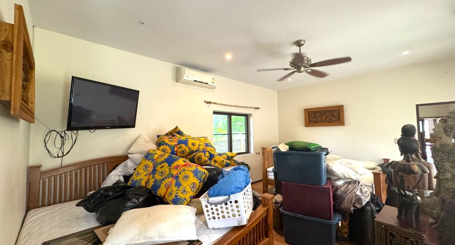 For sale 3 Beds villa in Takua Pa, Phang Nga