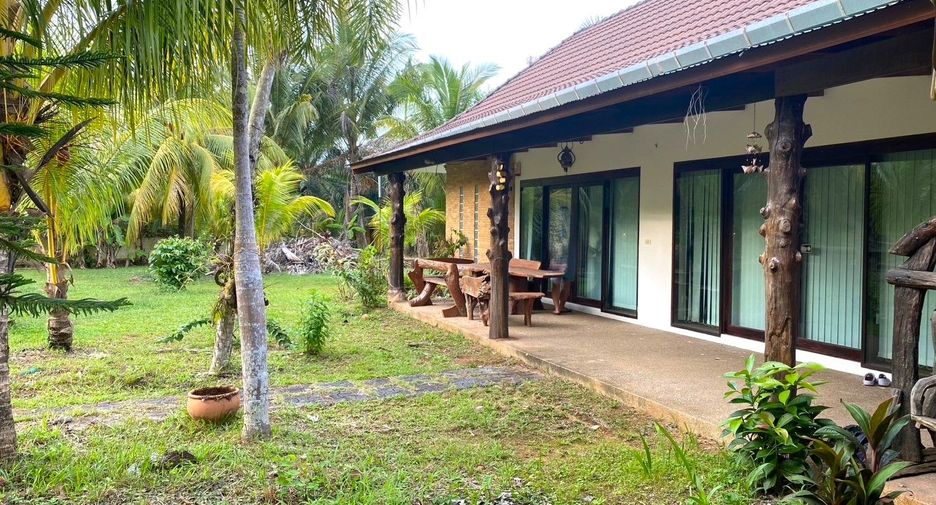 For sale 3 Beds villa in Takua Pa, Phang Nga