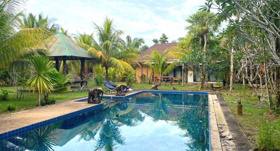 For sale 3 Beds villa in Takua Pa, Phang Nga