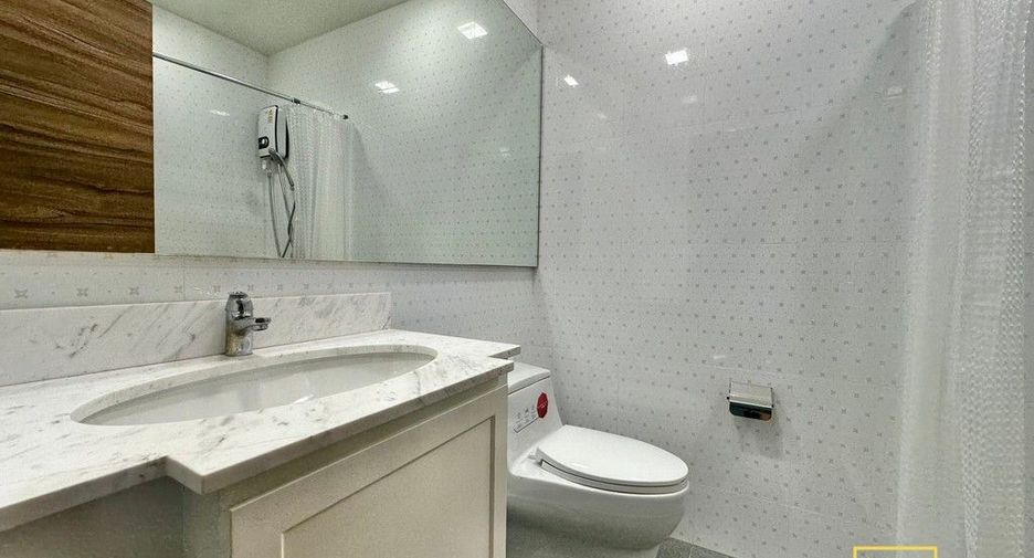 Haus zur Miete mit 3 Zimmer in Watthana, Bangkok