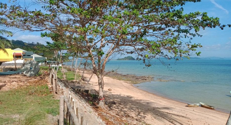 For sale 2 bed villa in Mueang Chumphon, Chumphon