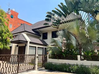 出租 4 卧室 独立屋 在 Watthana, 曼谷