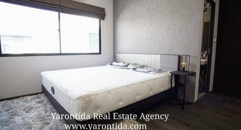 For rent 3 bedrooms townhouse in Bang Phli, Samut Prakan