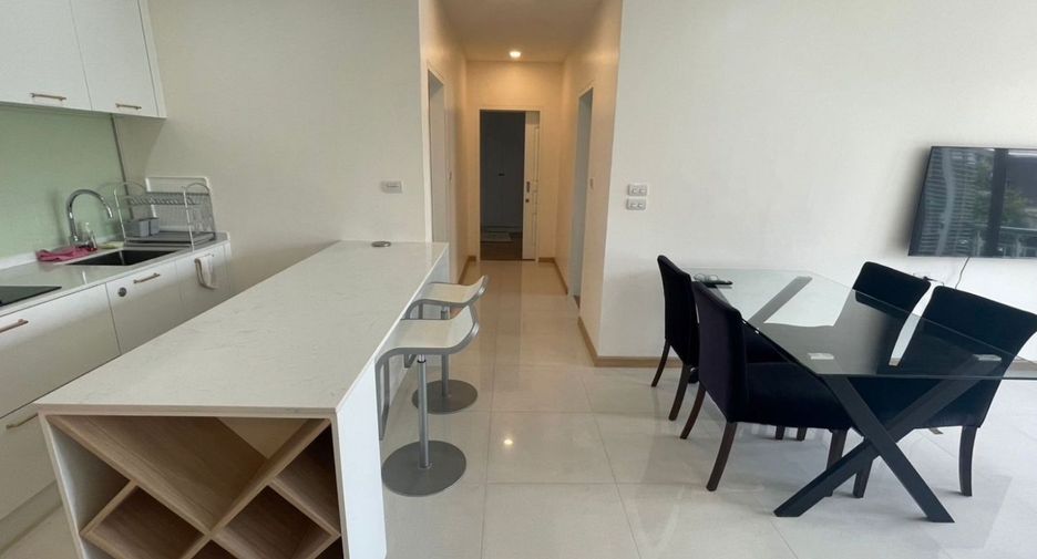 For rent 2 bedrooms condo in Watthana, Bangkok