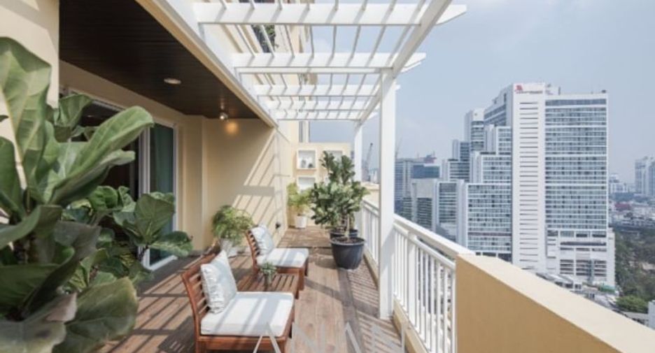 For rent and for sale 4 bed apartment in Khlong Toei, Bangkok
