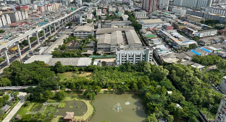For sale 2 bedrooms condo in Bang Kapi, Bangkok