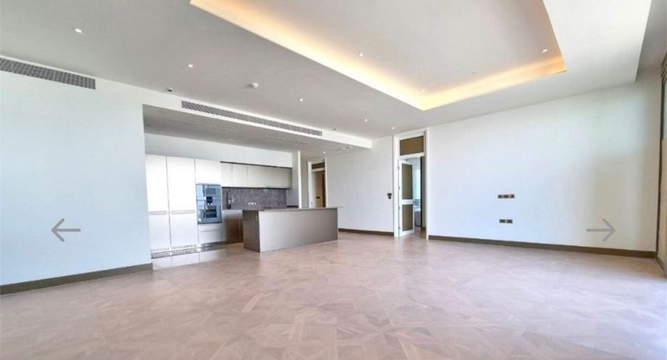 For rent 3 bed condo in Khlong San, Bangkok