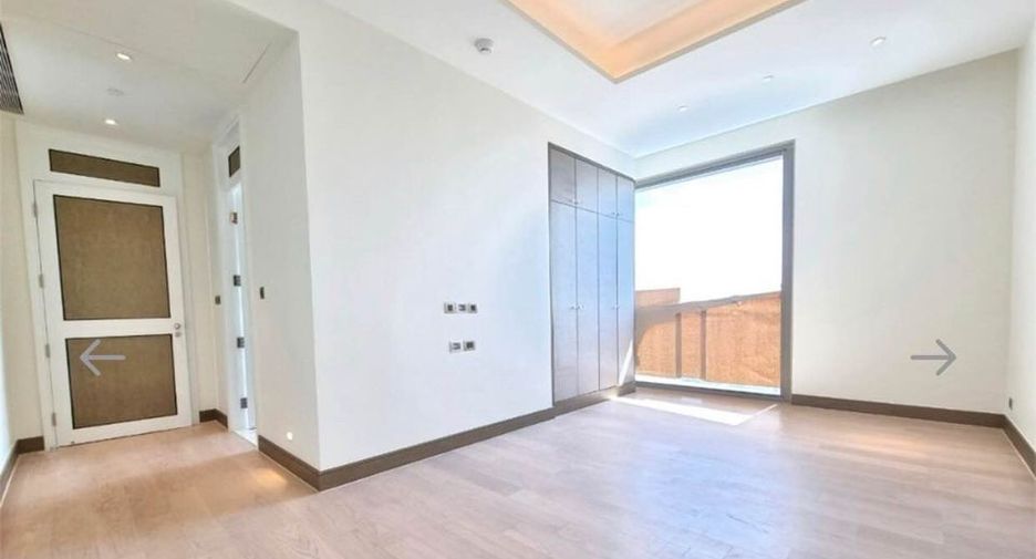 For rent 3 bed condo in Khlong San, Bangkok