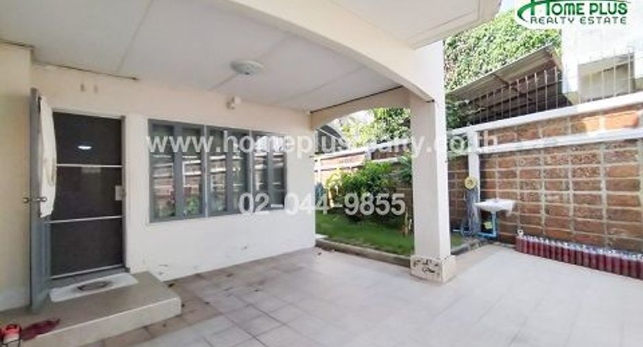 For sale 3 bedrooms townhouse in Lam Luk Ka, Pathum Thani