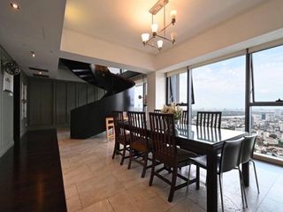 For rent 4 bedrooms condo in Sathon, Bangkok