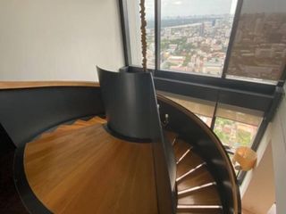 For rent 4 bedrooms condo in Sathon, Bangkok