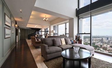For rent 4 bedrooms condo in Sathon, Bangkok