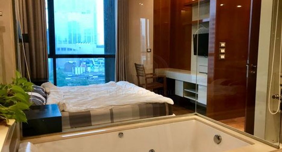 À louer et à vendre 1 chambre condo à Khlong Toei, Bangkok