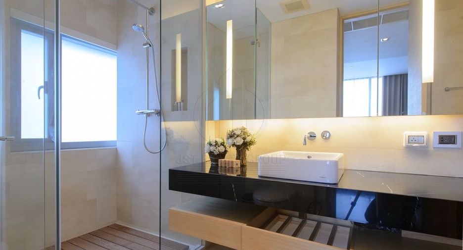Wohnung zum Kauf mit 2 Zimmer in Sathon, Bangkok